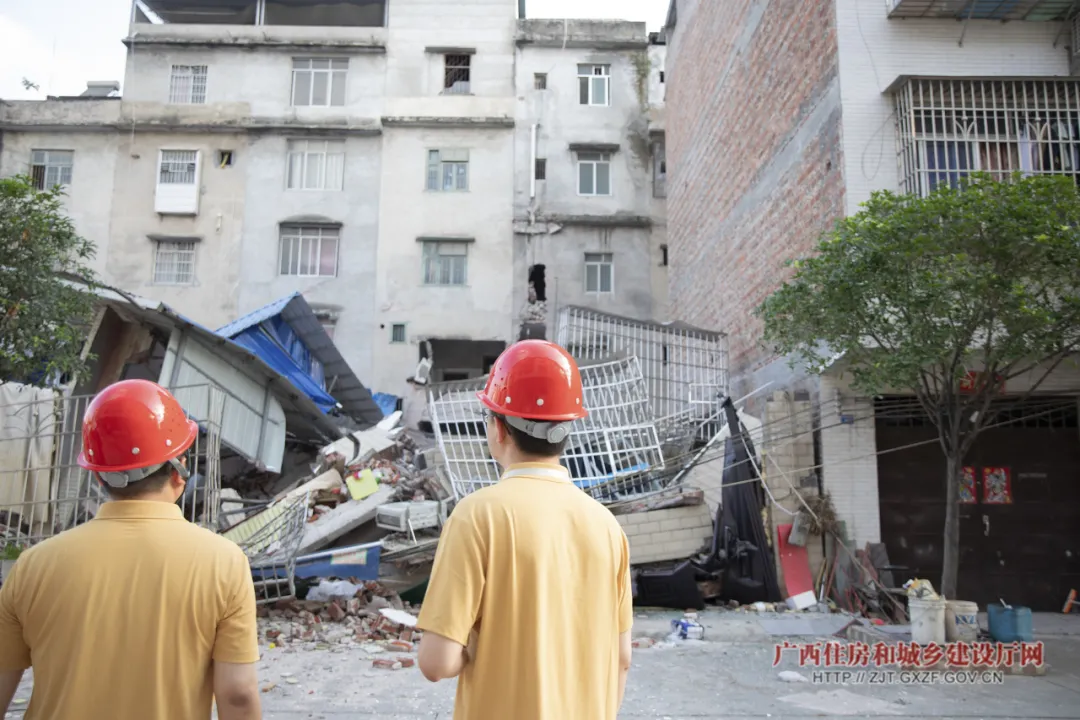 图说住建 | 专注、严谨——震后应急评估现场的住建担当